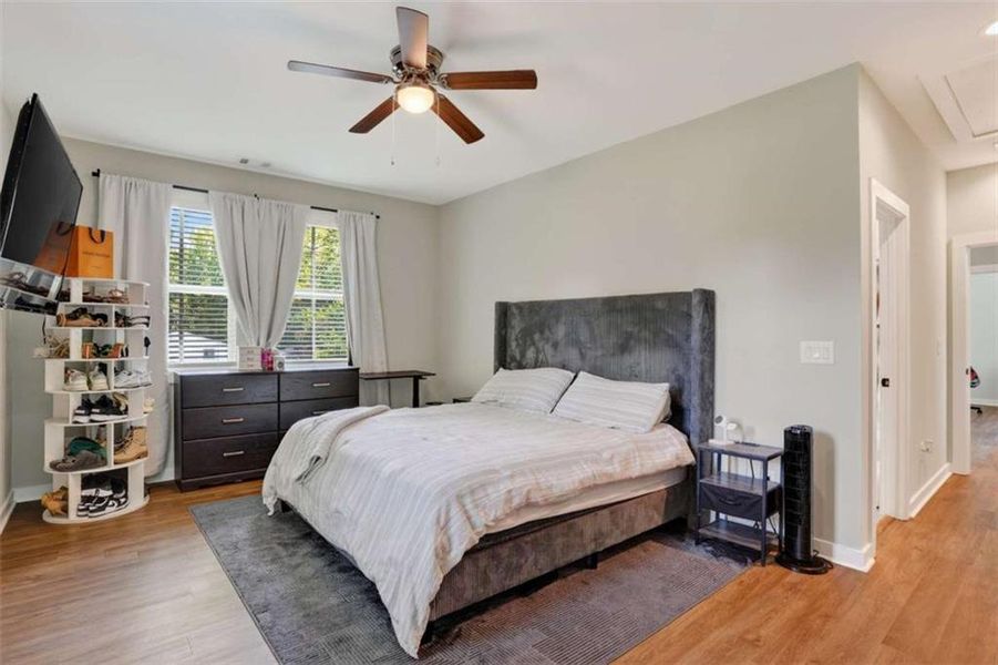 Furnished interior view inside a new home in , Atlanta (Image 14).
