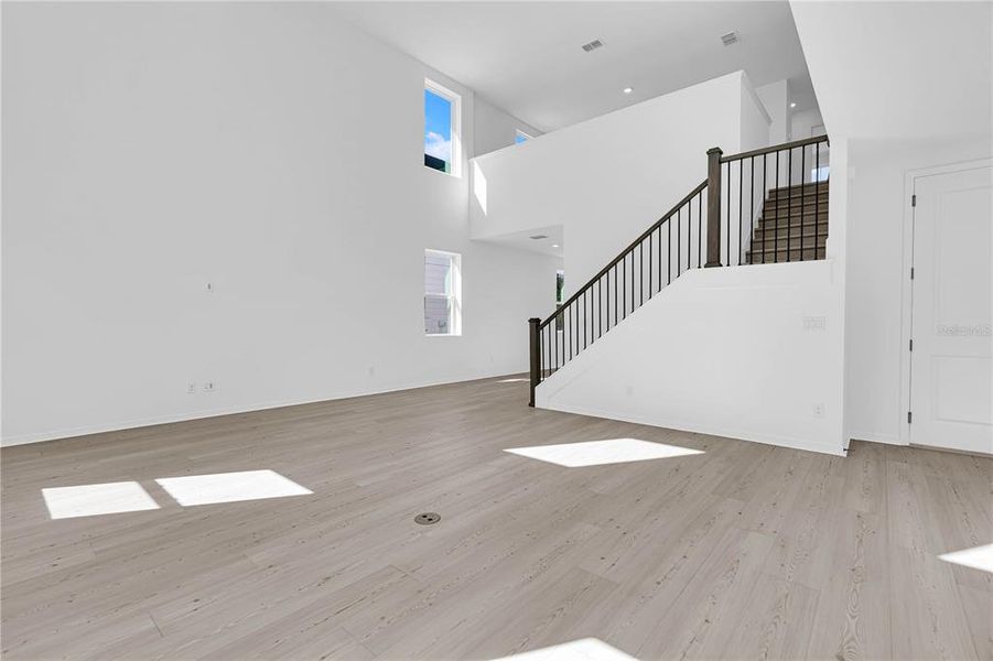 Spacious, unfurnished interior of a new home in , Winter Garden (Image 27). Spacious, unfurnished interior of a new home in , Winter Garden (Image 27).