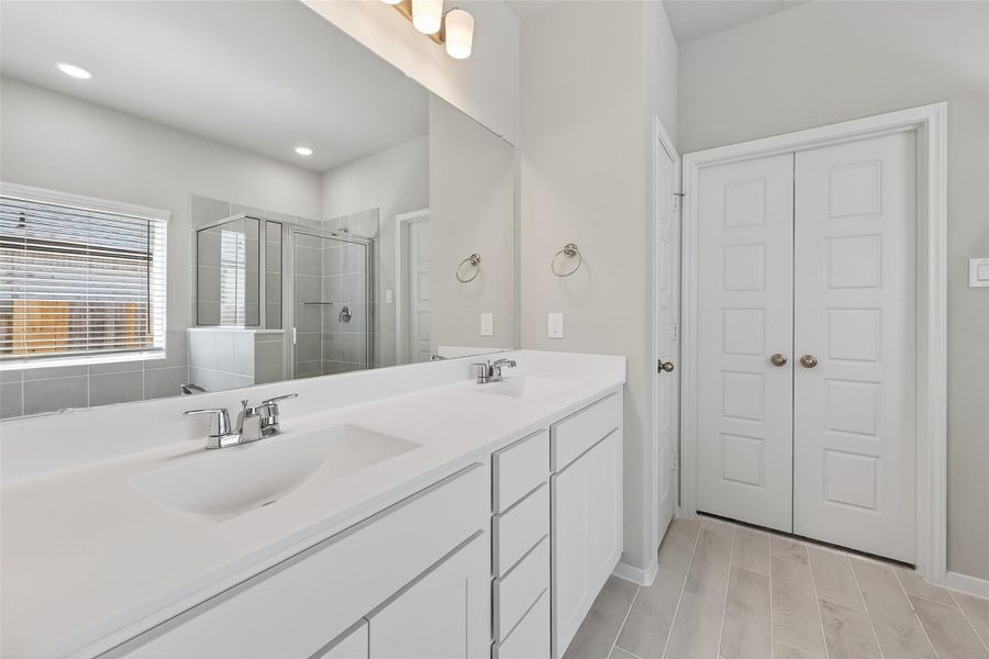 Furnished interior view inside a new home in Cypress Green, Hockley (Image 10).