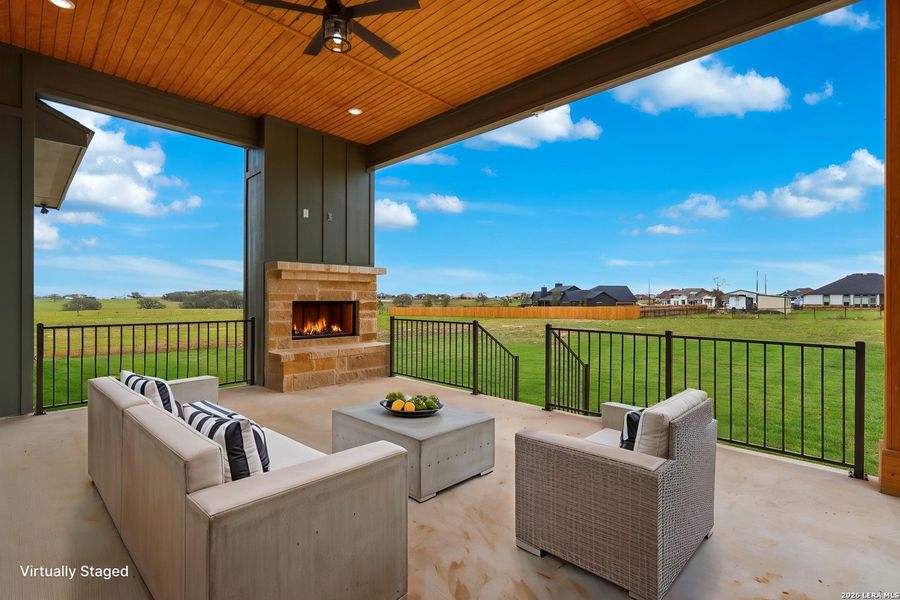 Exterior details and patio area of a home in , La Vernia (Image 21).