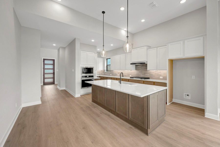 Furnished interior view inside a new home in Pomona 45' Homesites, Manvel (Image 6).