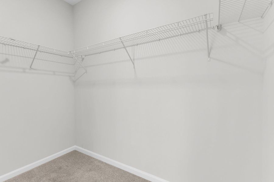 Spacious, unfurnished interior of a new home in Sweetgrass Station, Summerville (Image 27).