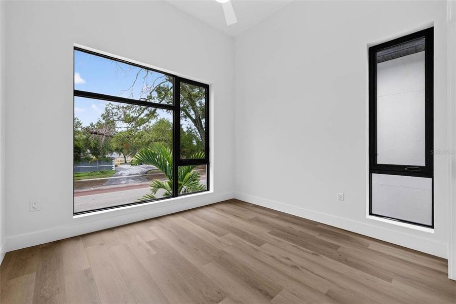 Spacious, unfurnished interior of a new home in , St. Petersburg (Image 13). Spacious, unfurnished interior of a new home in , St. Petersburg (Image 13).