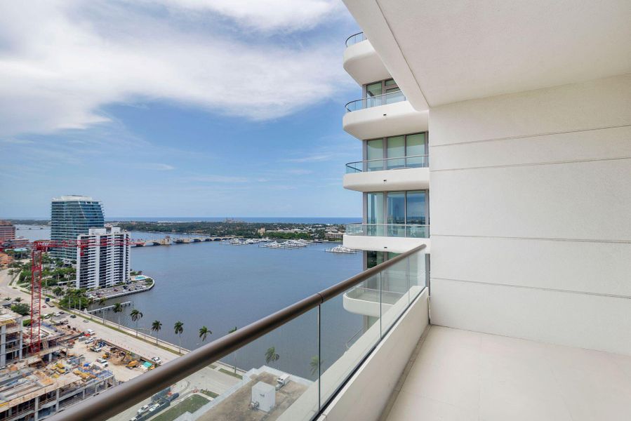 Exterior details and patio area of a home in , West Palm Beach (Image 35).