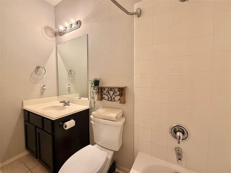 Furnished interior view inside a new home in , Forney (Image 5). Furnished interior view inside a new home in , Forney (Image 5).