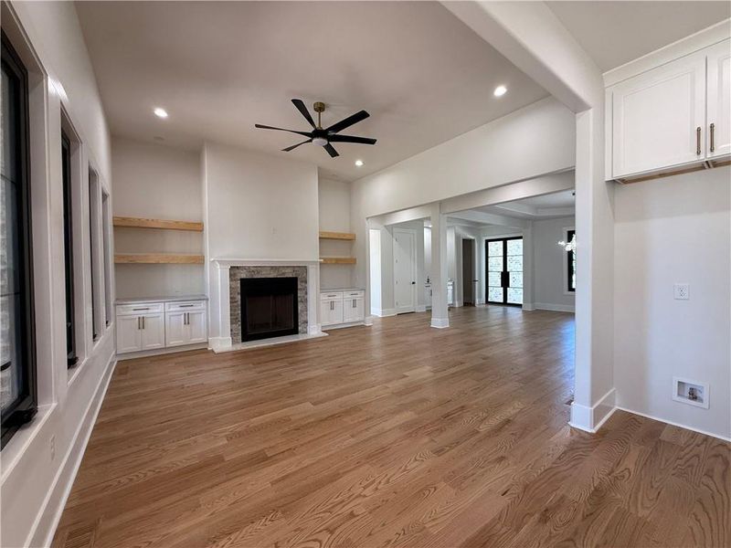 Spacious, unfurnished interior of a new home in , Marietta (Image 27).