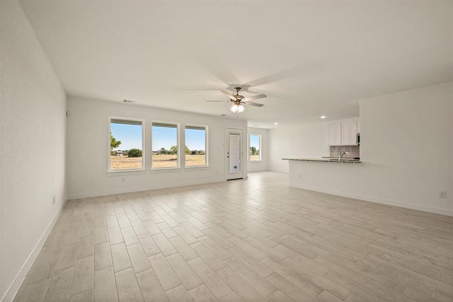 Spacious, unfurnished interior of a new home in Gatlin Ranch, Springtown (Image 25). Spacious, unfurnished interior of a new home in Gatlin Ranch, Springtown (Image 25).
