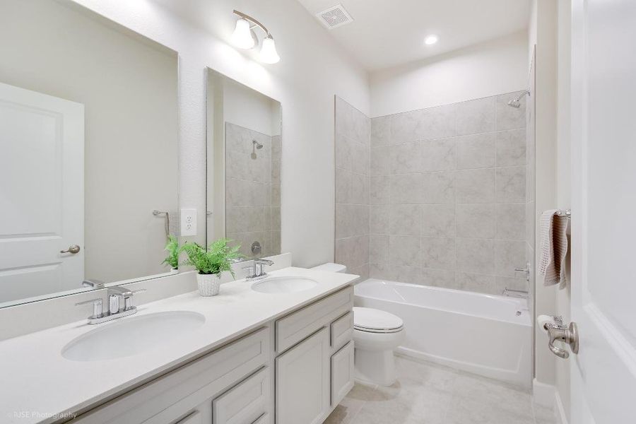 Secondary Bathroom #1 Secondary Bathroom #1