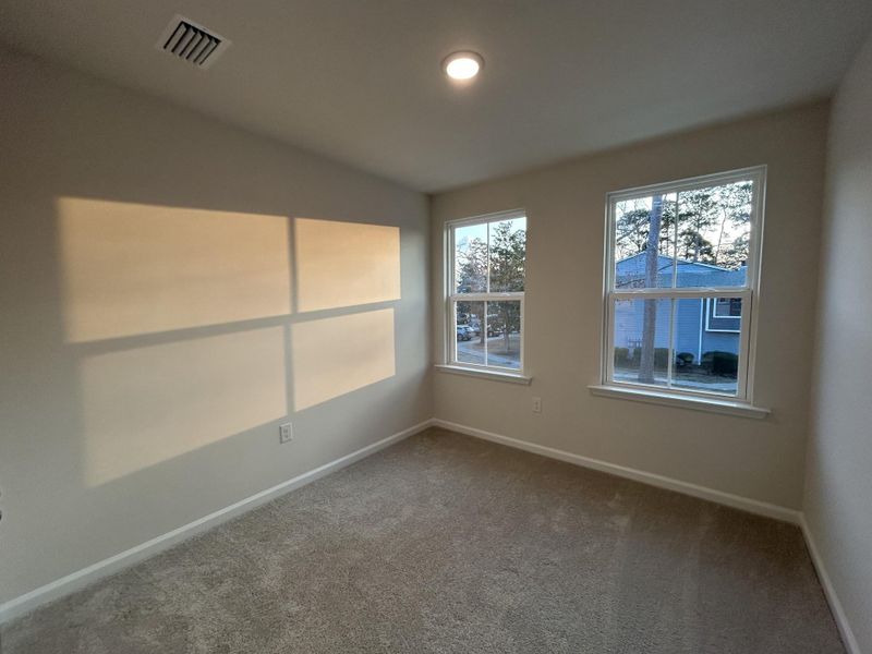 Spacious, unfurnished interior of a new home in , Summerville (Image 22).