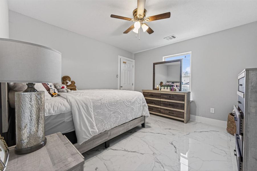 Furnished interior view inside a new home in , Conroe (Image 7). Furnished interior view inside a new home in , Conroe (Image 7).