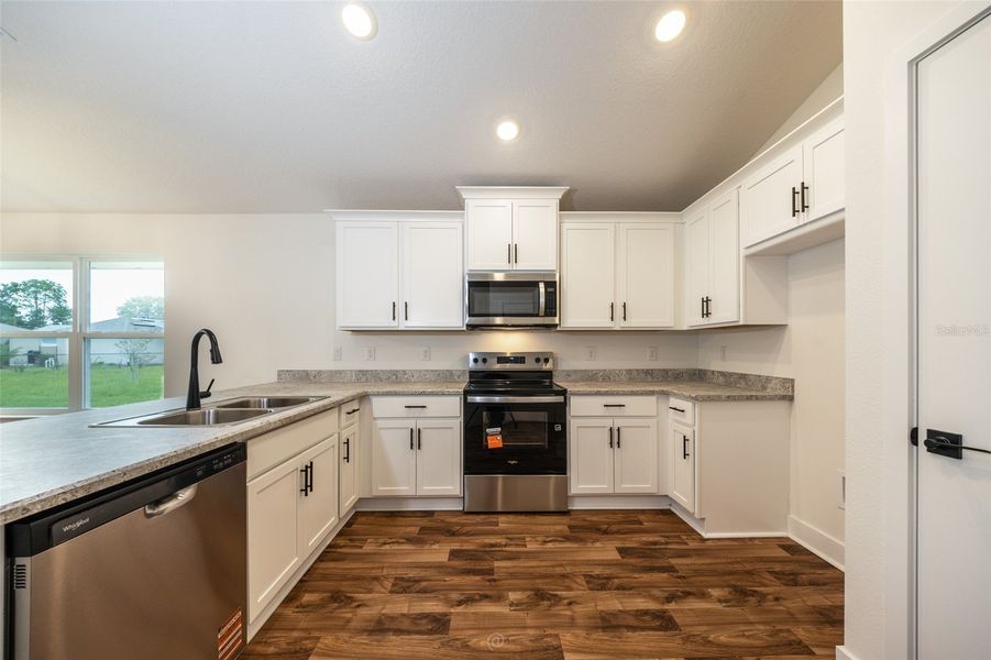 Furnished interior view inside a new home in Palm Coast, Palm Coast (Image 6).