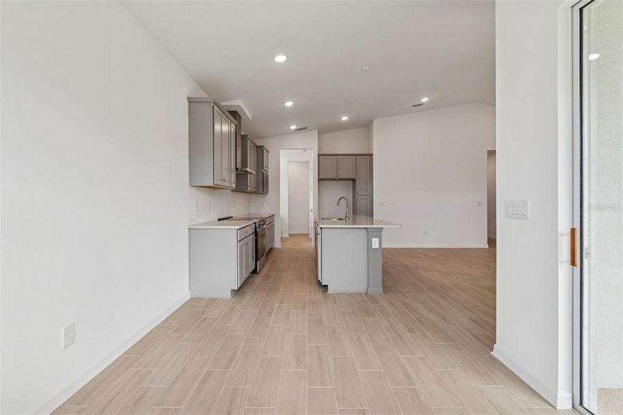 Furnished interior view inside a new home in Isles at Bayview, Parrish (Image 42). Furnished interior view inside a new home in Isles at Bayview, Parrish (Image 42).