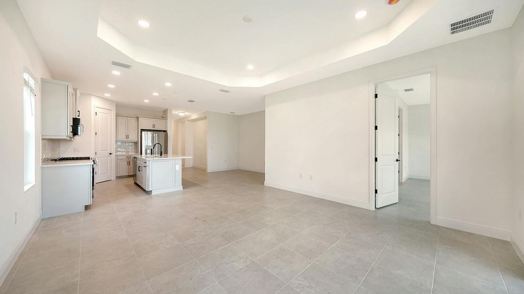 Spacious, unfurnished interior of a new home in Palmera Real Estate and Homes for Sale in Venice, FL - Neal Communities, Venice (Image 27). Spacious, unfurnished interior of a new home in Palmera Real Estate and Homes for Sale in Venice, FL - Neal Communities, Venice (Image 27).