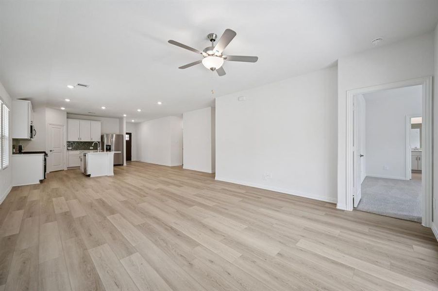 Photo is not of the actual home, but is an inspirational photo of builder’s model home and may depict options, furnishings, and/or decorator features that are not included.