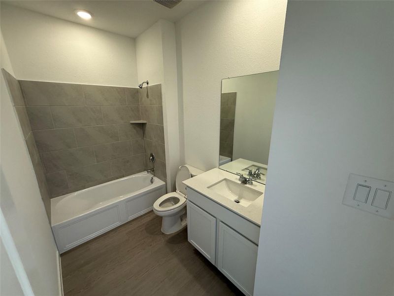 Pics are not of actual home. They are a representative of a home of the same floor plan Pics are not of actual home. They are a representative of a home of the same floor plan