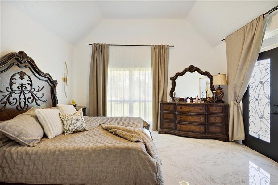 Furnished interior view inside a new home in , Pittsburg (Image 31).