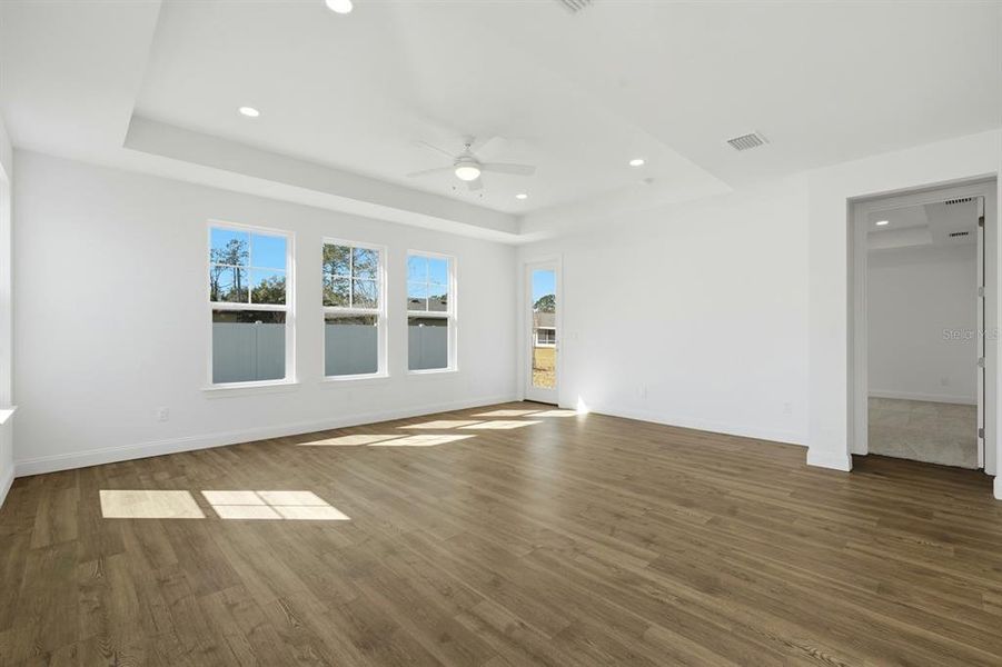 Spacious, unfurnished interior of a new home in Palm Coast Homes, Palm Coast (Image 27).