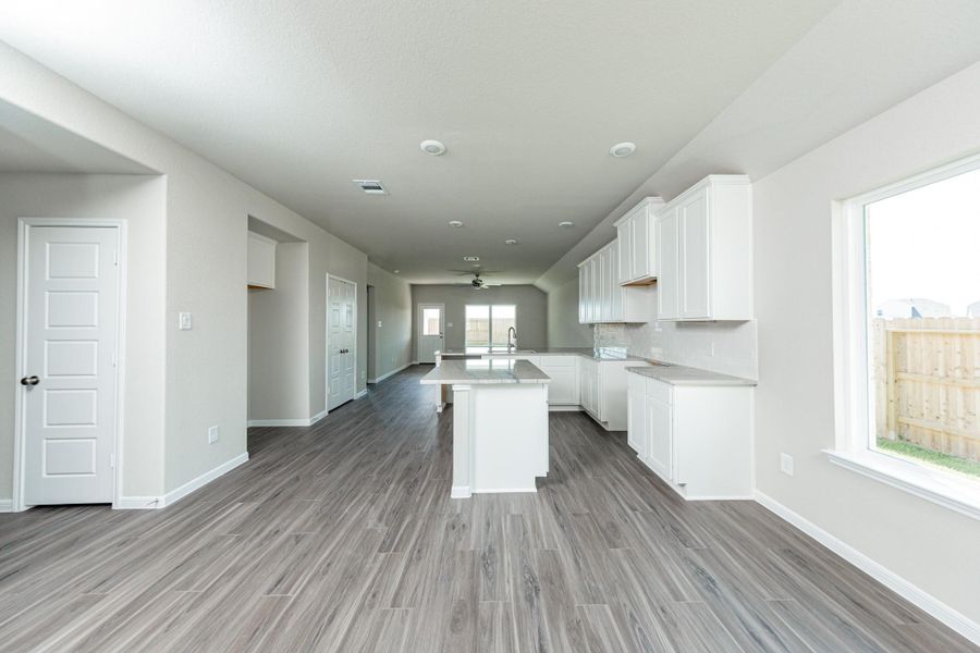Furnished interior view inside a new home in River Ranch, Dayton (Image 9).
