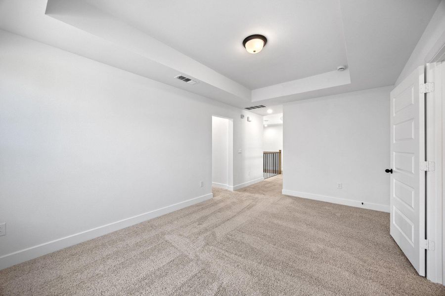 Spacious, unfurnished interior of a new home in Nolina, Georgetown (Image 23).