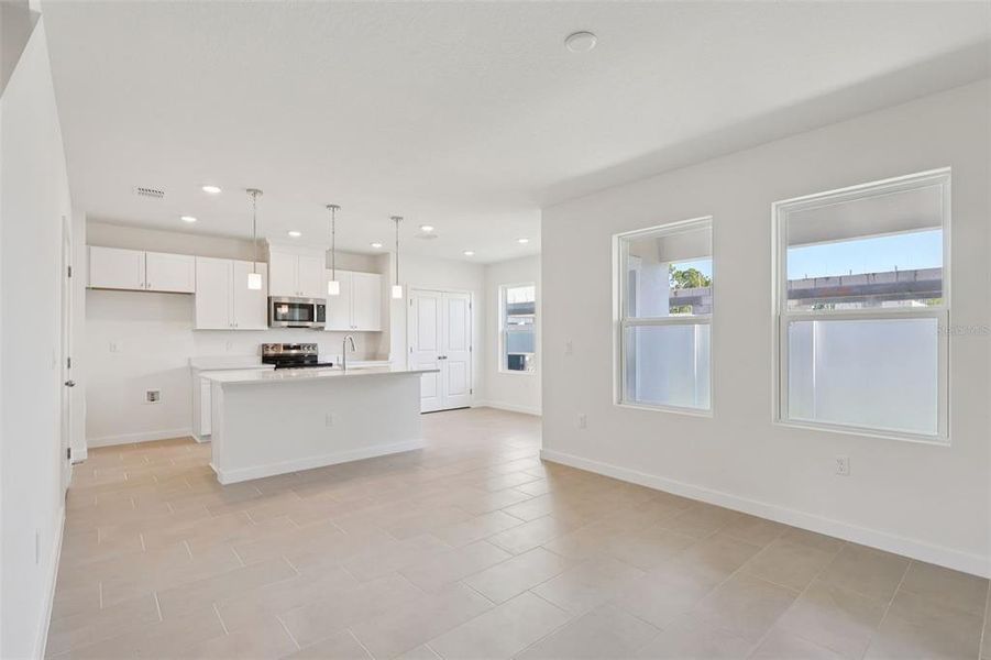 Spacious, unfurnished interior of a new home in Cyrene at Harmony, St. Cloud (Image 16).