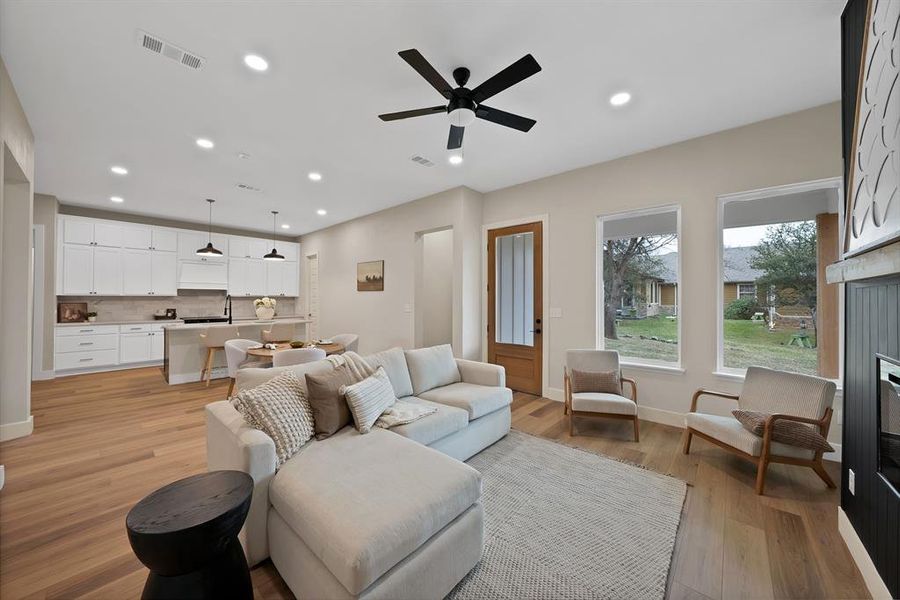 Furnished interior view inside a new home in , Princeton (Image 27).