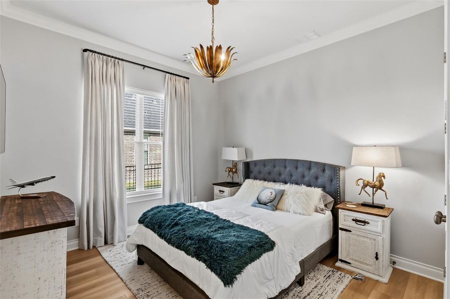 Furnished interior view inside a new home in , Bryan (Image 8).