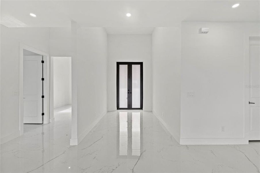 Spacious, unfurnished interior of a new home in , Punta Gorda (Image 34). Spacious, unfurnished interior of a new home in , Punta Gorda (Image 34).