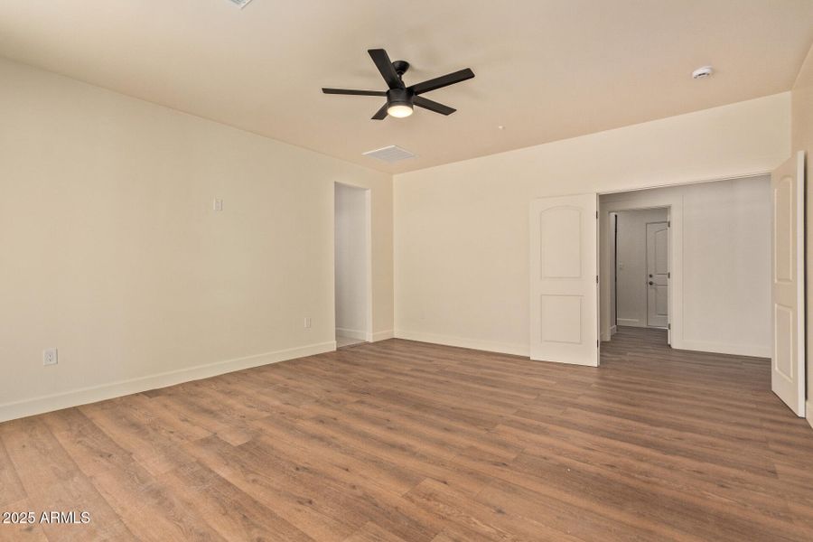 Guest bedroom Guest bedroom