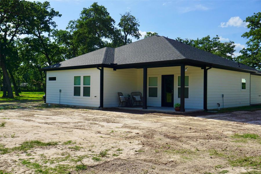Exterior details and patio area of a home in , Hempstead (Image 24).