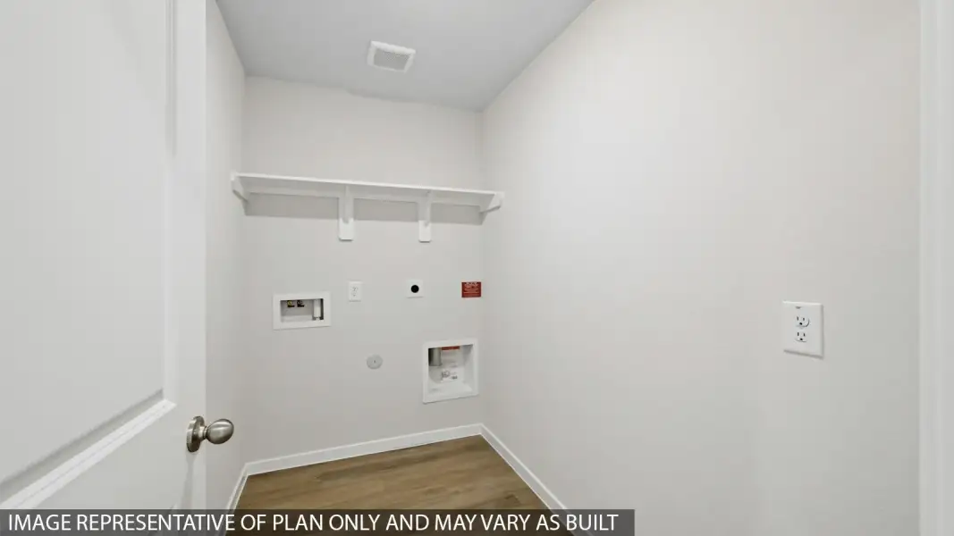Spacious, unfurnished interior of a new home in Grand Pines, Magnolia (Image 15).