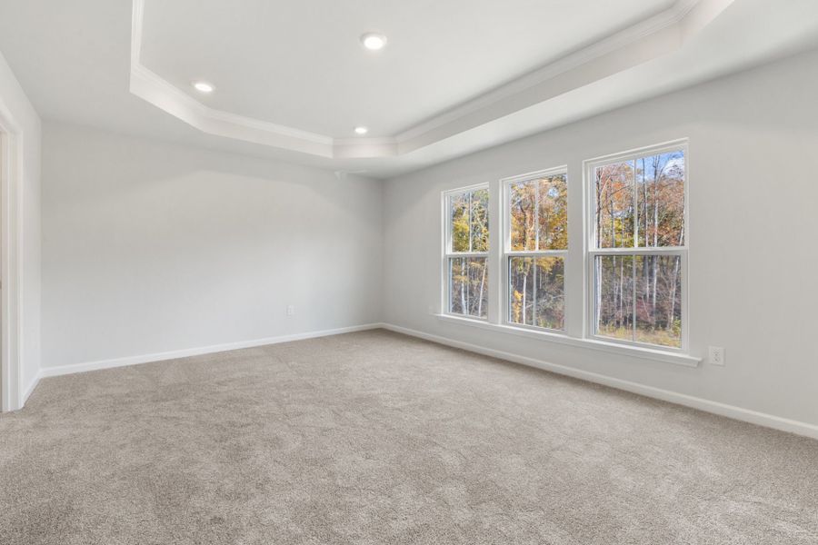 Spacious, unfurnished interior of a new home in Flemingfield, Greensboro (Image 20).