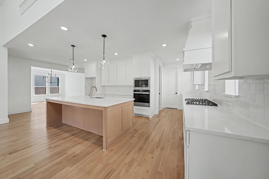 Furnished interior view inside a new home in Aster Park, McKinney (Image 7).