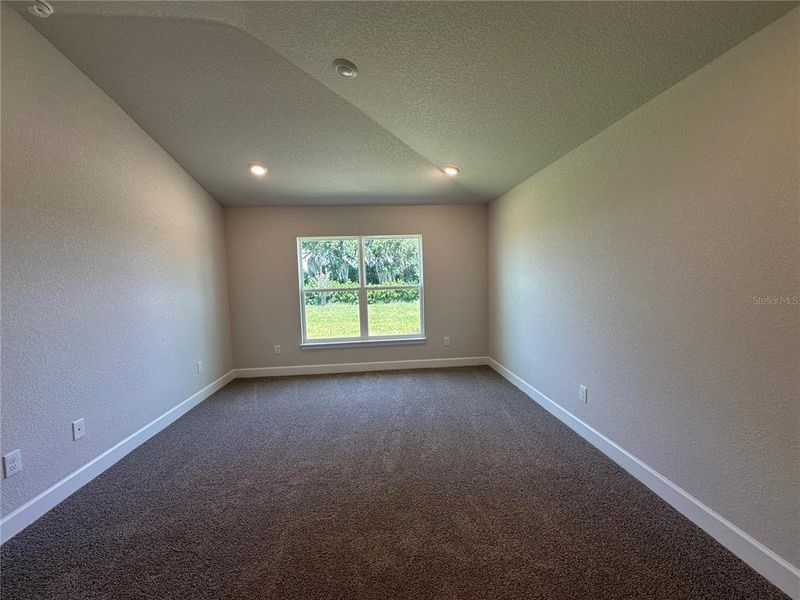 Spacious, unfurnished interior of a new home in Densan Park, Oxford (Image 9).