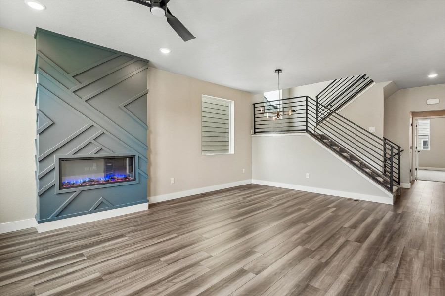 Spacious, unfurnished interior of a new home in Pony Park, Colorado Springs (Image 20).