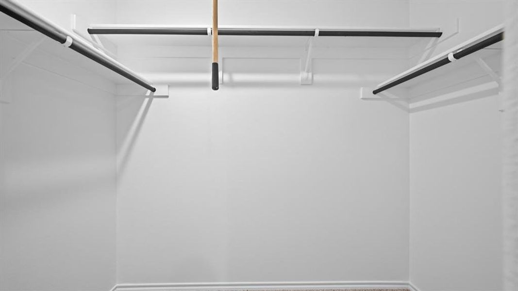 Spacious, unfurnished interior of a new home in Sunnycreek, Fort Worth (Image 13).