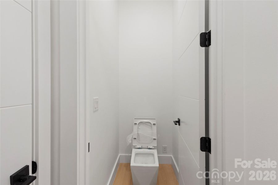 Image 35 of a home in .