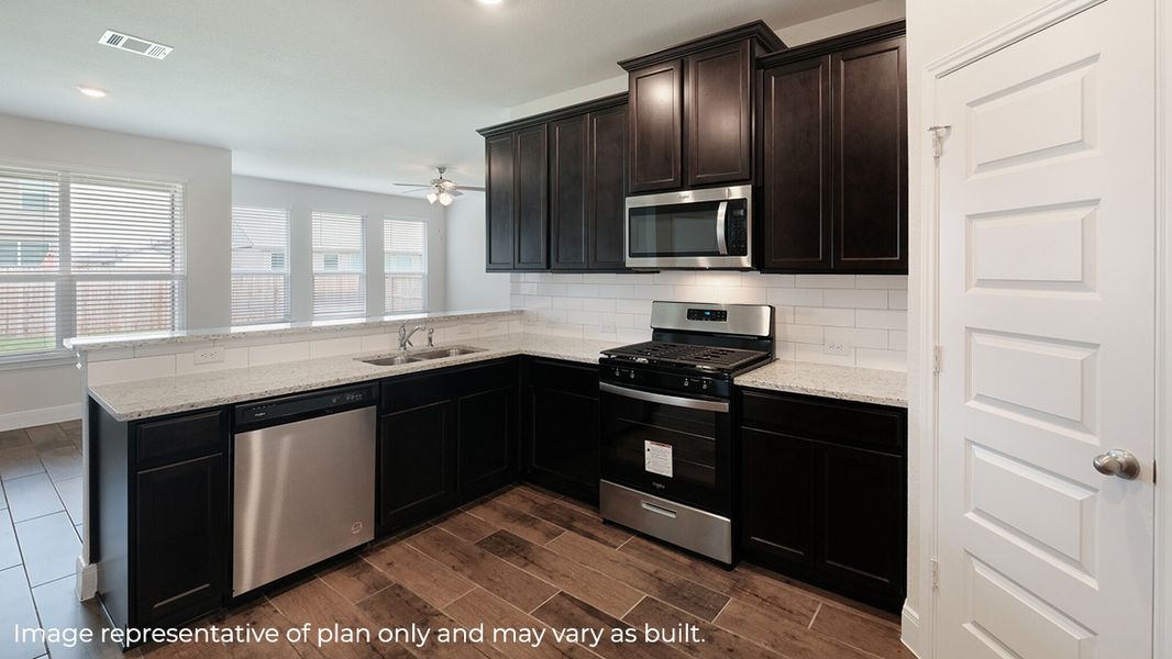 Image 31 representing the The Blanco by D.R. Horton in Steele Creek, Cibolo, TX.