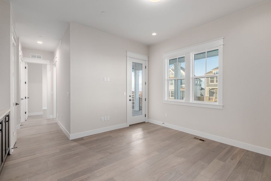 Representative unfurnished interior of a home built from the Luxe by Scott Felder Homes in Westerly, Erie (Image 42).