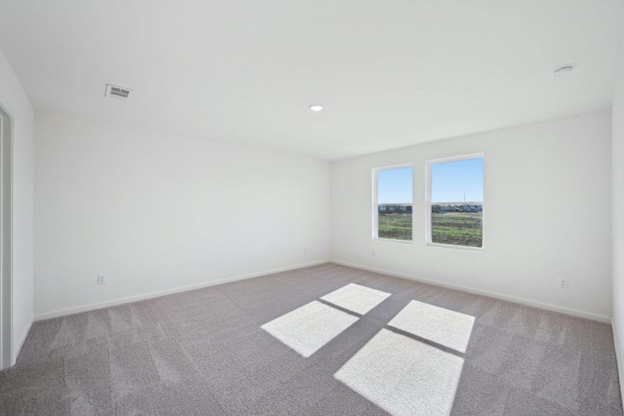 Spacious, unfurnished interior of a new home in Sunset Oaks, Maxwell (Image 22). Spacious, unfurnished interior of a new home in Sunset Oaks, Maxwell (Image 22).
