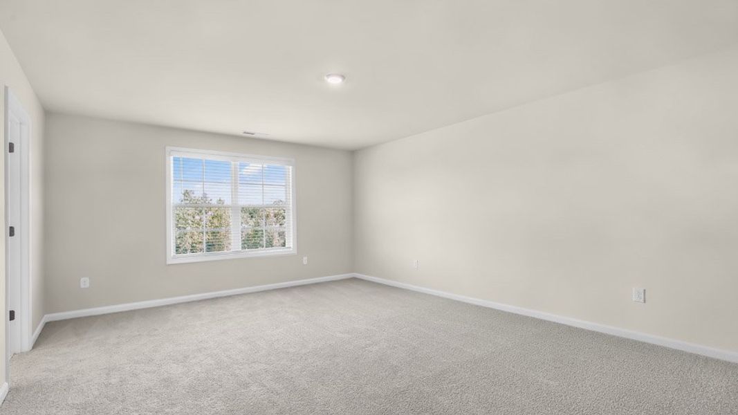 Spacious, unfurnished interior of a new home in Lybrook Village, Advance (Image 17).