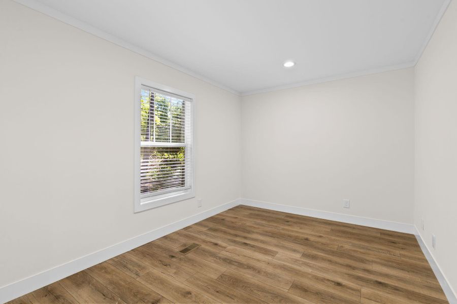 Spacious, unfurnished interior of a new home in , Ravenel (Image 21).