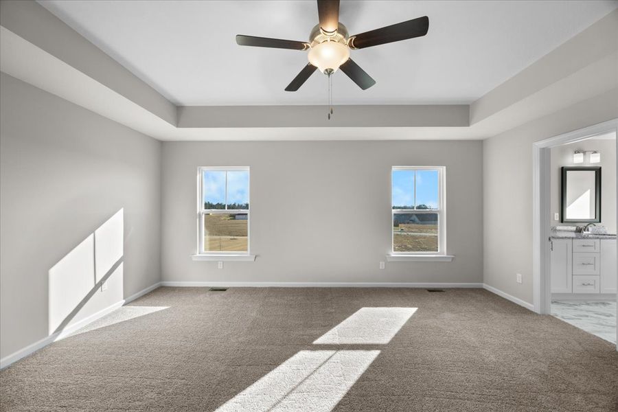 Spacious, unfurnished interior of a new home in Windsor, North Augusta (Image 24).