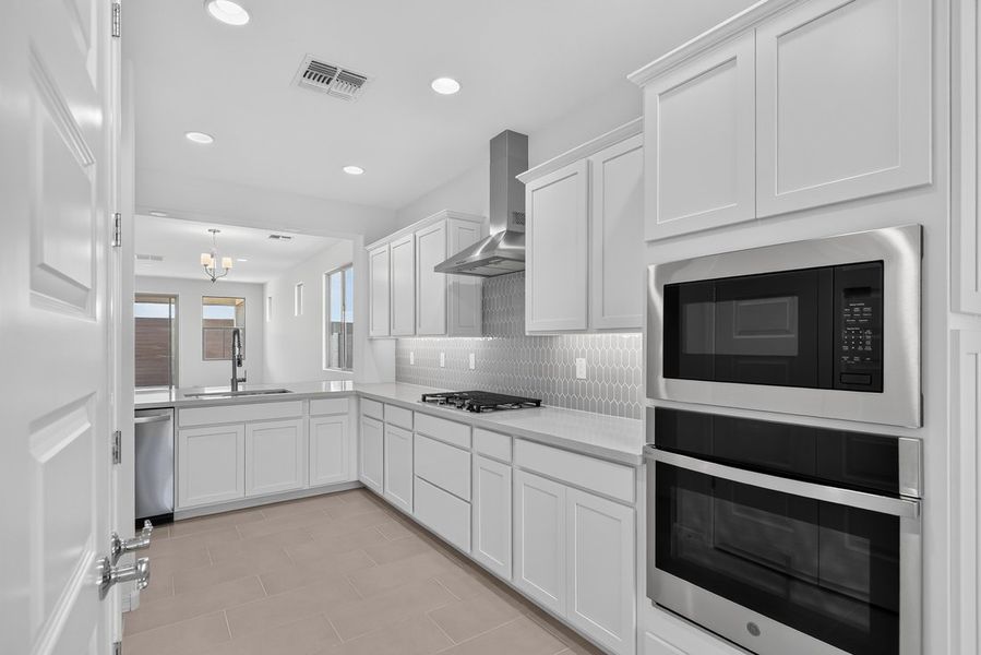 Furnished interior view inside a new home in Stonehaven, Glendale (Image 12).