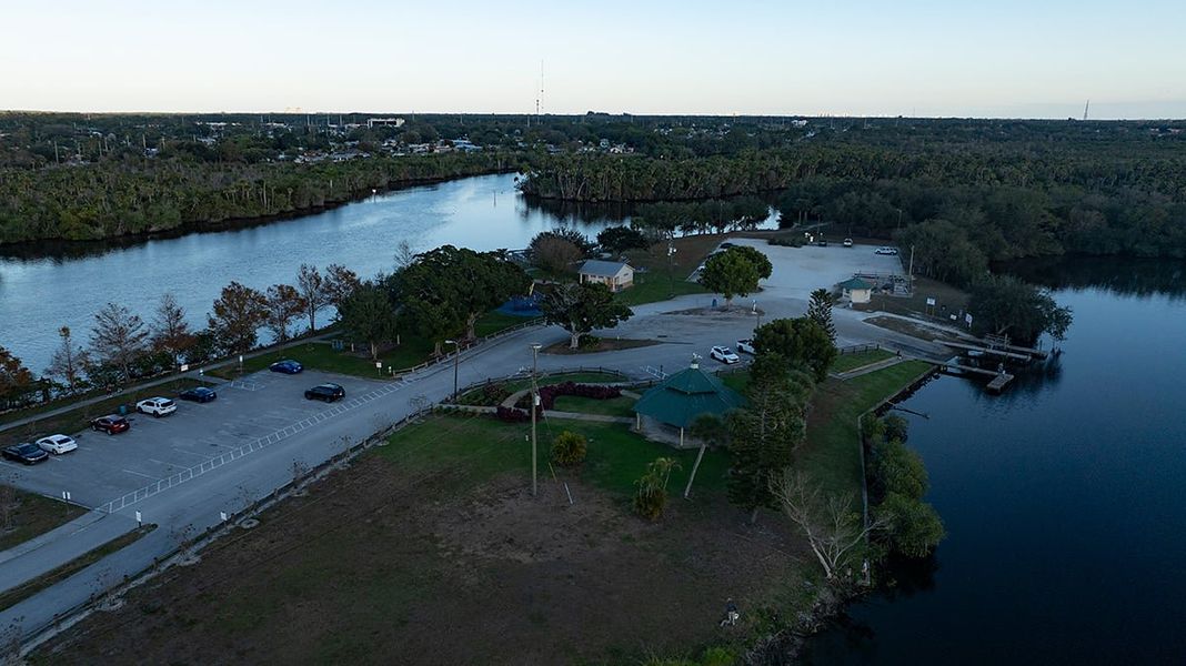 Image 131 of a home in Veranda Oaks.