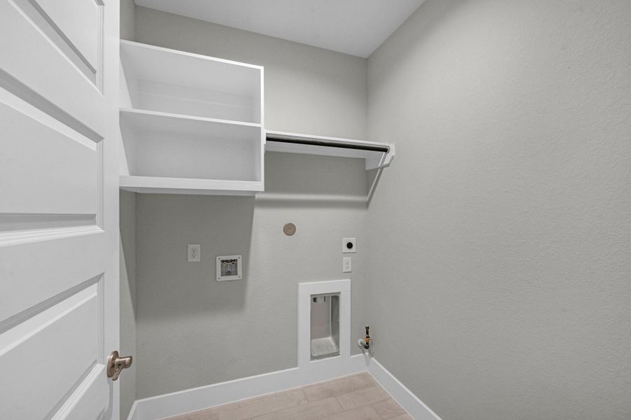 Spacious, unfurnished interior of a new home in Morton Creek Ranch, Katy (Image 24). Spacious, unfurnished interior of a new home in Morton Creek Ranch, Katy (Image 24).