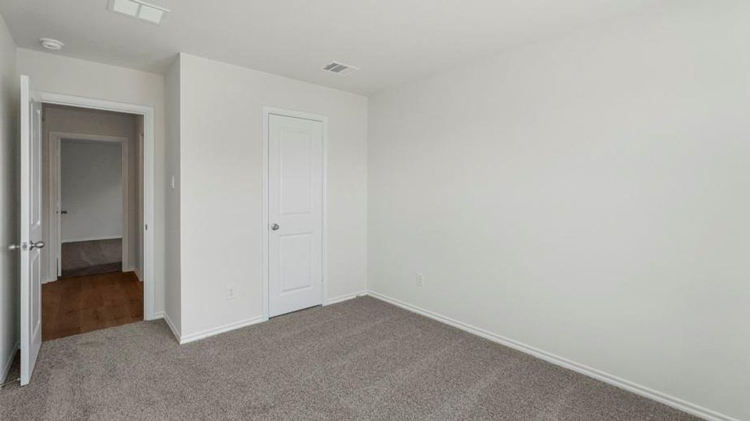 Spacious, unfurnished interior of a new home in Creeks at Burnett Trail, Canton (Image 30). Spacious, unfurnished interior of a new home in Creeks at Burnett Trail, Canton (Image 30).