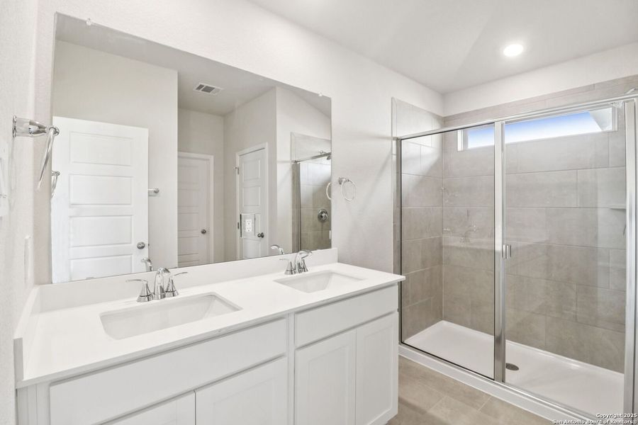 Furnished interior view inside a new home in Catalina, Converse (Image 15). Furnished interior view inside a new home in Catalina, Converse (Image 15).