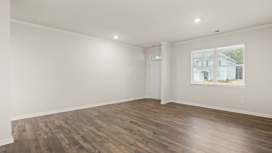 Representative unfurnished interior of a home built from the Mansfield by D.R. Horton in Northwoods at Mirror Lake, Villa Rica (Image 20).