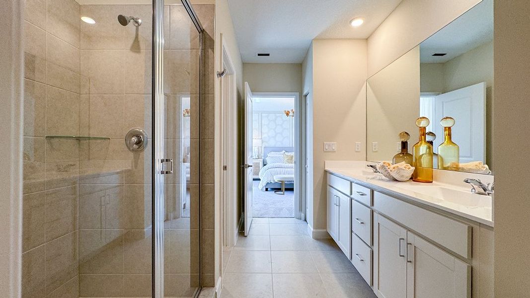 2575 Providence Owners Bath 2of2 F2 Base2 5 2 25 2575 Providence Owners Bath 2of2 F2 Base2 5 2 25