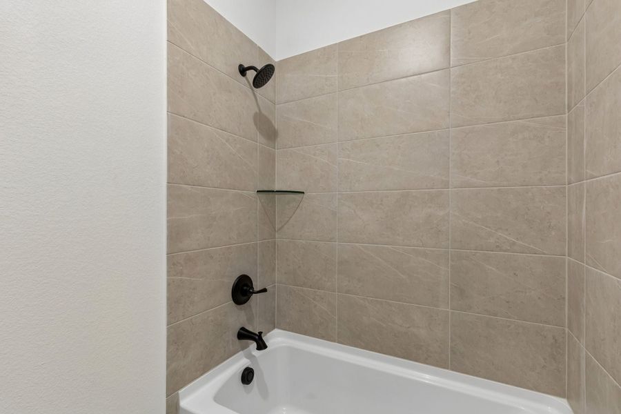 Close-up of interior finishes inside a home in Dove Hollow, Waxahachie (Image 18).
